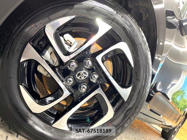 Toyota SIENTA 2025-11 8246694-13