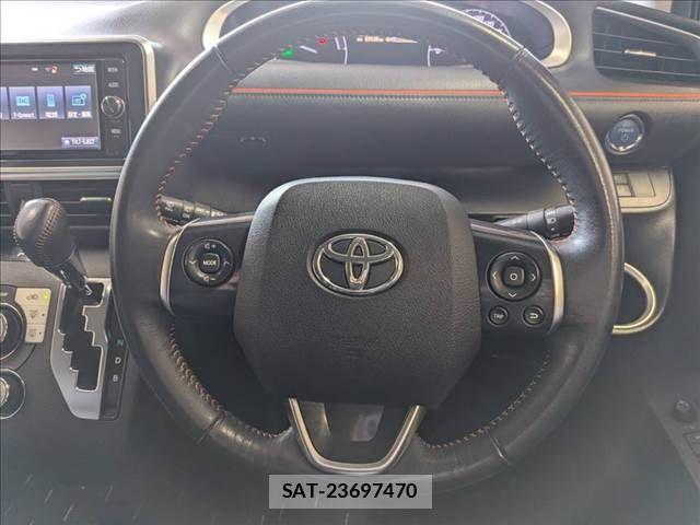 Toyota SIENTA 2017-11 8317090-12