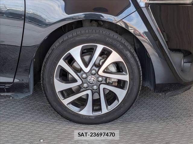 Toyota SIENTA 2017-11 8317090-15