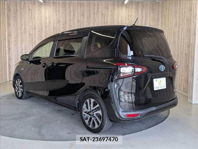 Toyota SIENTA 2017-11 8317090-21
