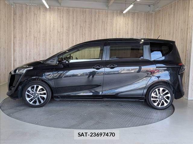 Toyota SIENTA 2017-11 8317090-22