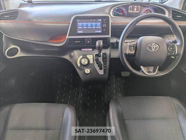 Toyota SIENTA 2017-11 8317090-2