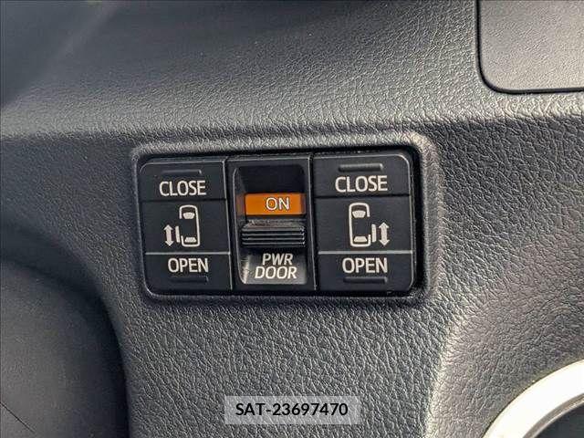 Toyota SIENTA 2017-11 8317090-7