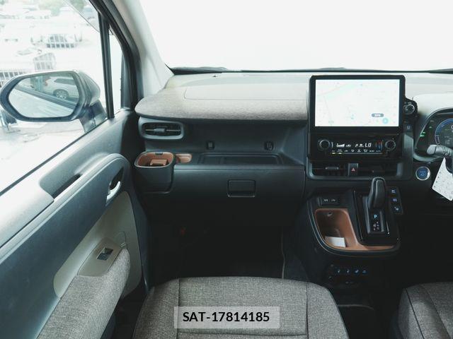 Toyota SIENTA 2023-07 8317083-18