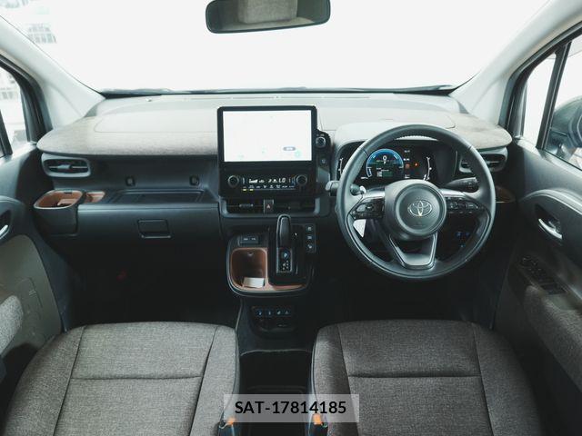 Toyota SIENTA 2023-07 8317083-1
