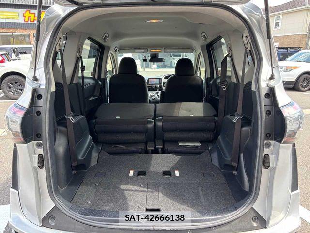 Toyota SIENTA 2015-09 8317093-27