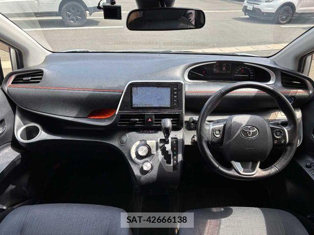 Toyota SIENTA 2015-09 8317093-3