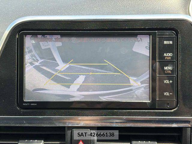 Toyota SIENTA 2015-09 8317093-5