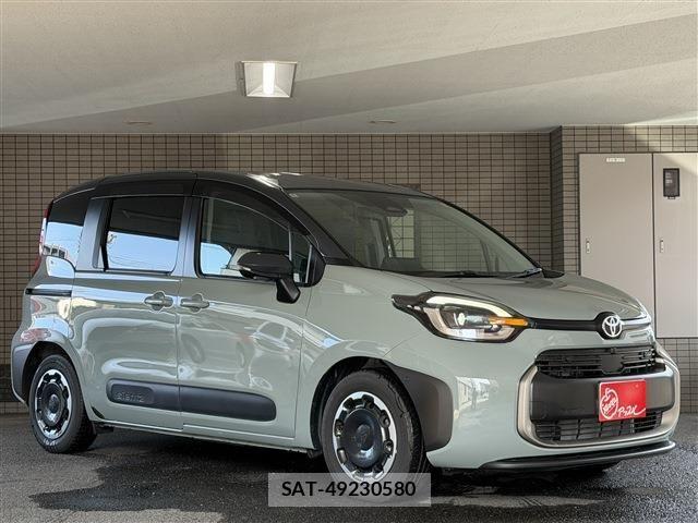 Toyota SIENTA 2024-06 8317075-1
