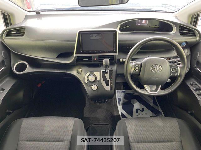 Toyota SIENTA 2021-08 8317085-1