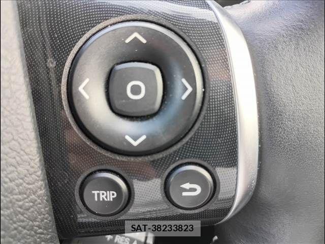 Toyota SIENTA 2021-01 8317088-16