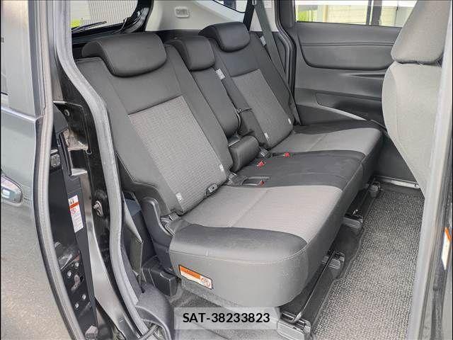 Toyota SIENTA 2021-01 8317088-25