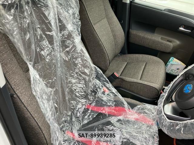 Toyota SIENTA 2025-12 8317072-18