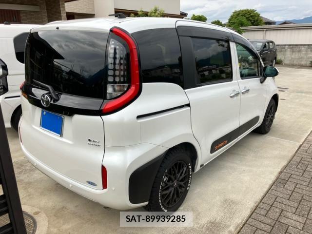 Toyota SIENTA 2025-12 8317072-2