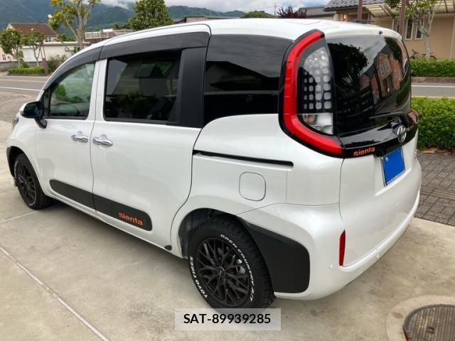 Toyota SIENTA 2025-12 8317072-3