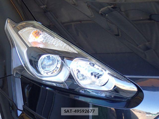 Toyota SIENTA 2017-07 8317086-8