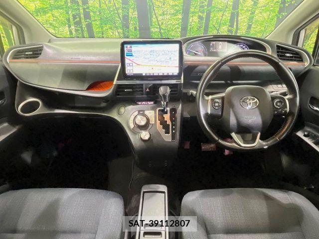 Toyota SIENTA 2015-10 8317092-1