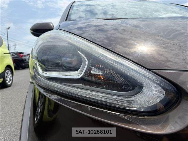 Toyota SIENTA 2017-08 8317091-24