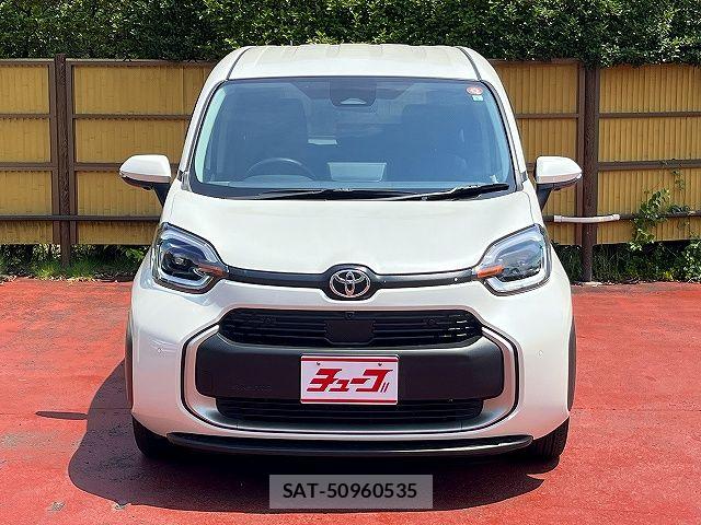 Toyota SIENTA 2023-06 8317082-10