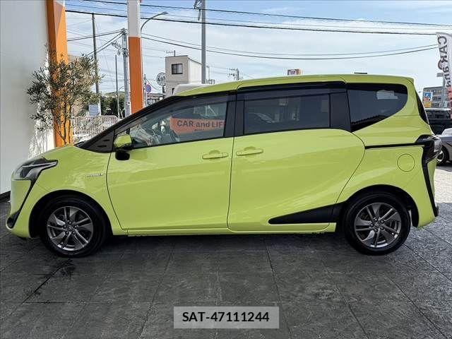 Toyota SIENTA 2019-09 8317087-10