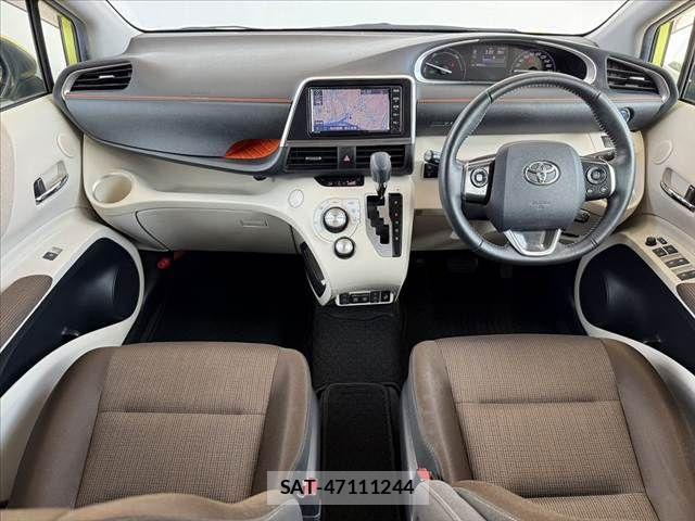 Toyota SIENTA 2019-09 8317087-1