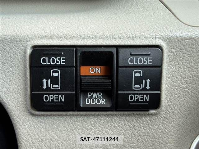 Toyota SIENTA 2019-09 8317087-4