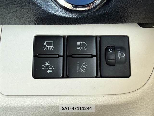 Toyota SIENTA 2019-09 8317087-5