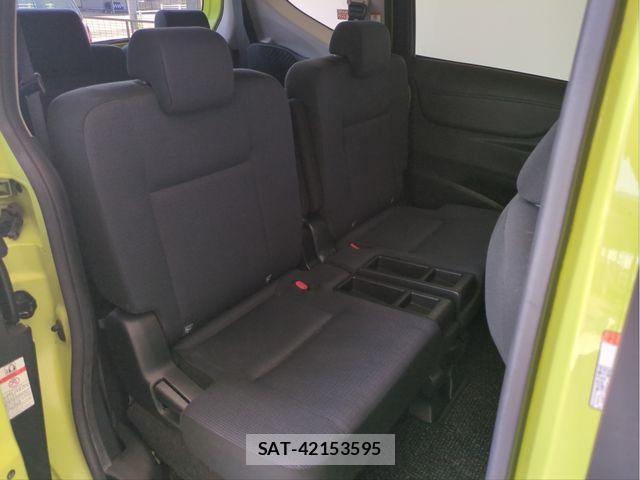 Toyota SIENTA 2016-03 8317094-27
