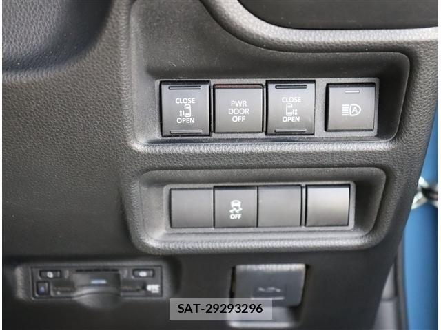 Toyota SIENTA 2022-09 8317081-11