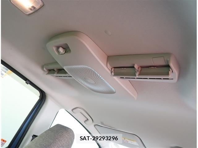 Toyota SIENTA 2022-09 8317081-15