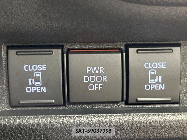 Toyota SIENTA 2023-08 8337875-5