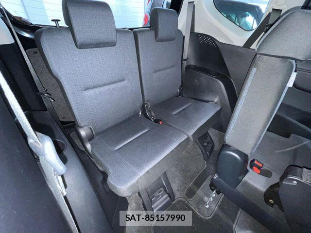 Toyota SIENTA 2016-02 8337880-9