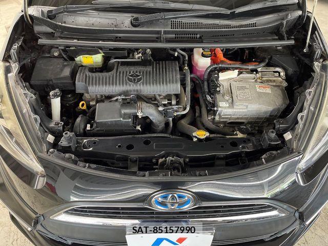 Toyota SIENTA 2016-02 8337880-17