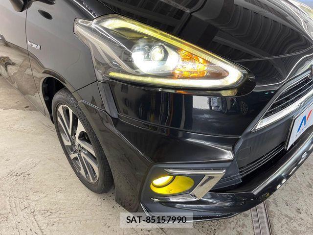 Toyota SIENTA 2016-02 8337880-18