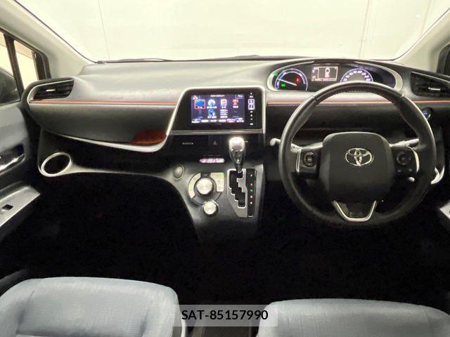 Toyota SIENTA 2016-02 8337880-1