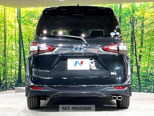Toyota SIENTA 2016-08 8337884-15