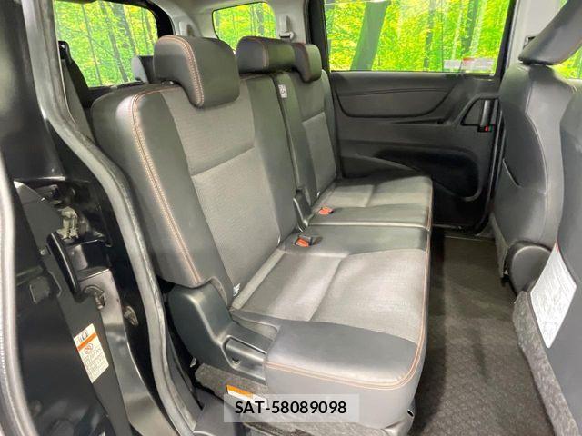 Toyota SIENTA 2018-06 8337883-9