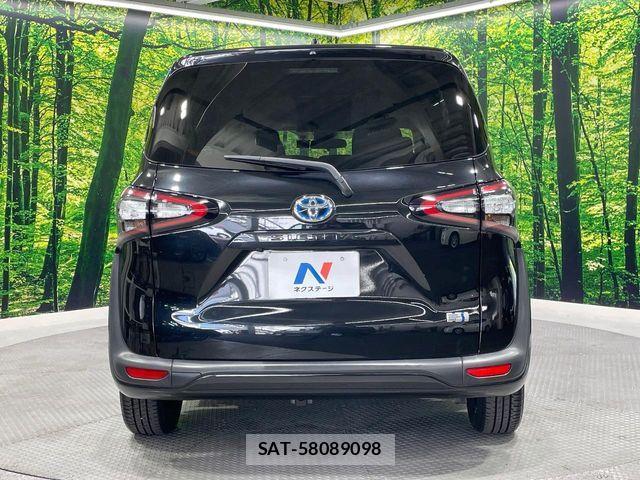 Toyota SIENTA 2018-06 8337883-16