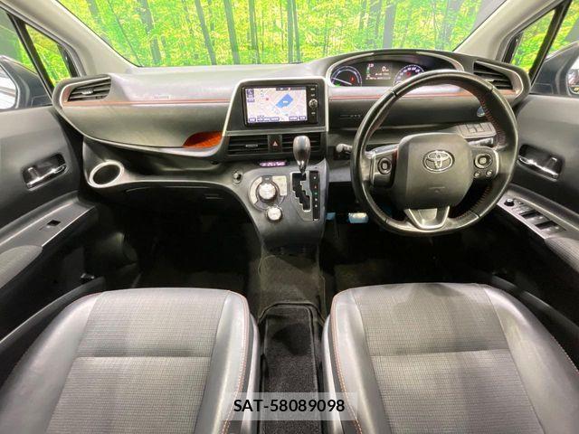 Toyota SIENTA 2018-06 8337883-3