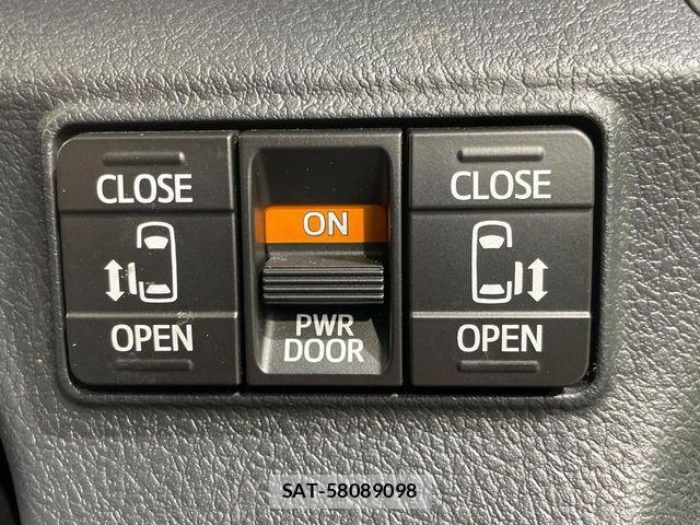Toyota SIENTA 2018-06 8337883-7