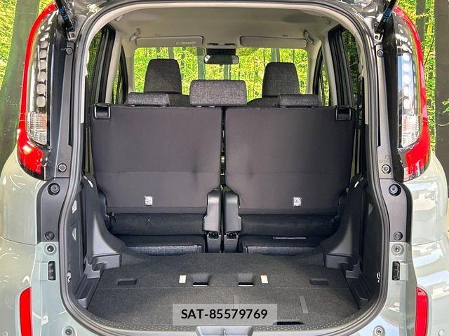 Toyota SIENTA 2026-05 8337865-11
