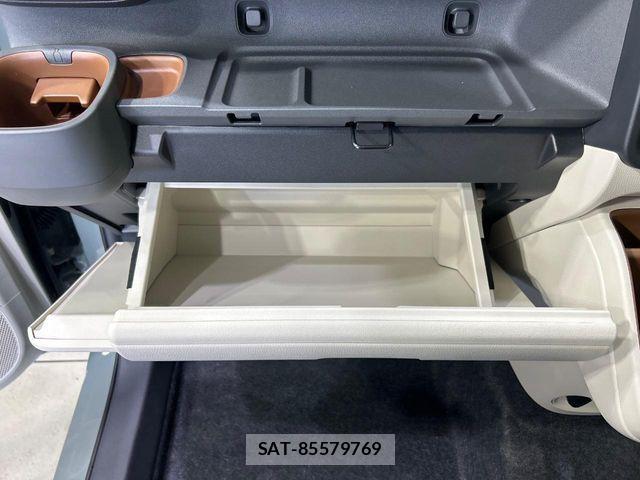 Toyota SIENTA 2026-05 8337865-19