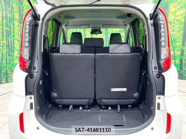 Toyota SIENTA 2022-10 8337877-10