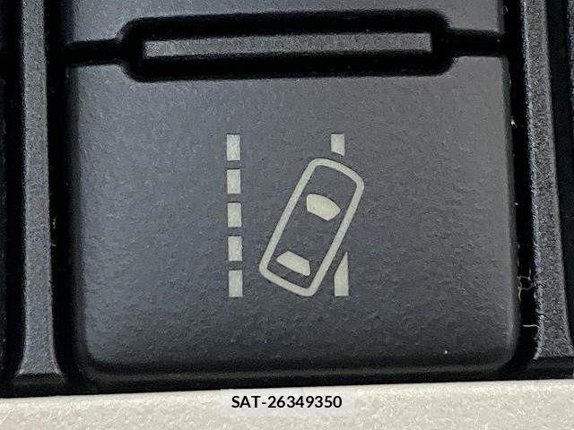 Toyota SIENTA 2017-04 8337886-6