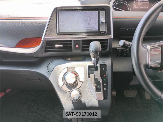 Toyota SIENTA 2015-10 8337887-9