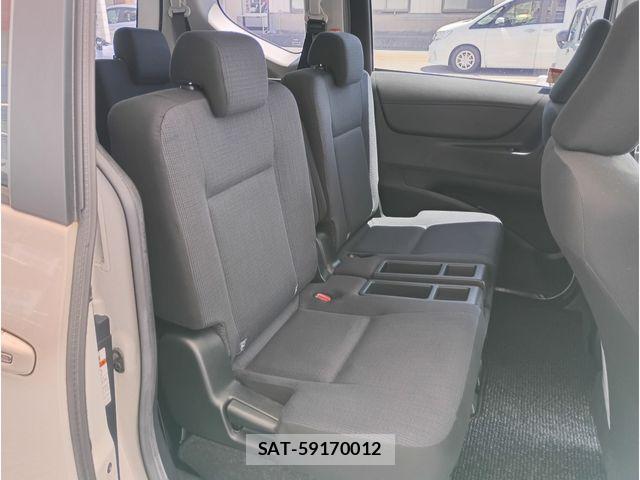 Toyota SIENTA 2015-10 8337887-13