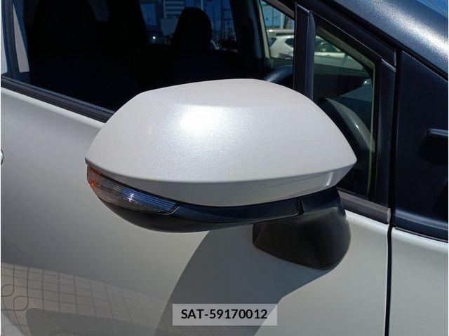 Toyota SIENTA 2015-10 8337887-6