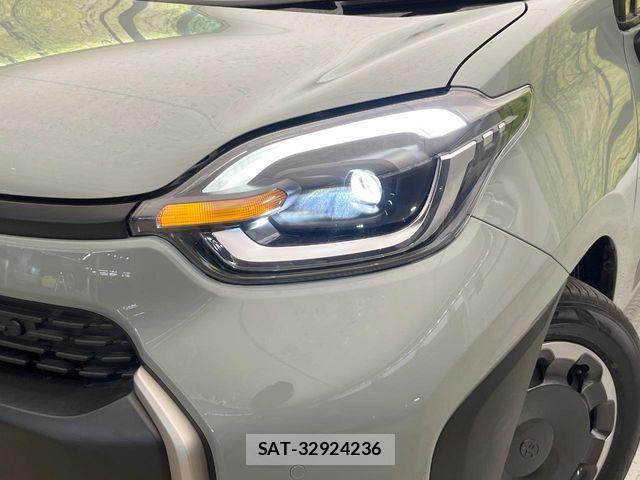 Toyota SIENTA 2023-12 8337876-11