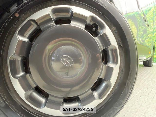 Toyota SIENTA 2023-12 8337876-12