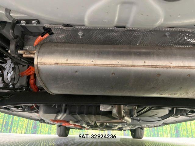 Toyota SIENTA 2023-12 8337876-18